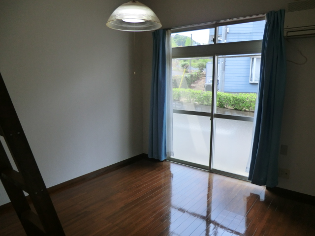 Living and room