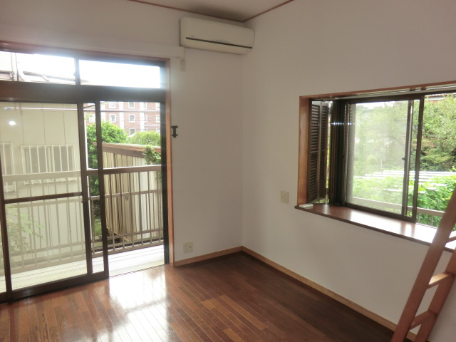 Living and room