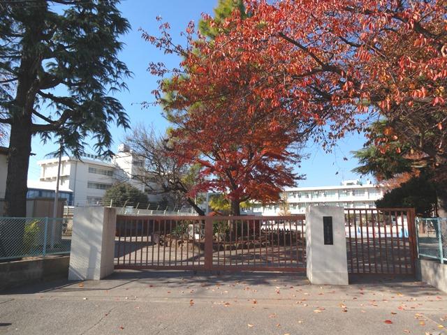 Primary school. Municipal Tadao 600m to the third elementary school