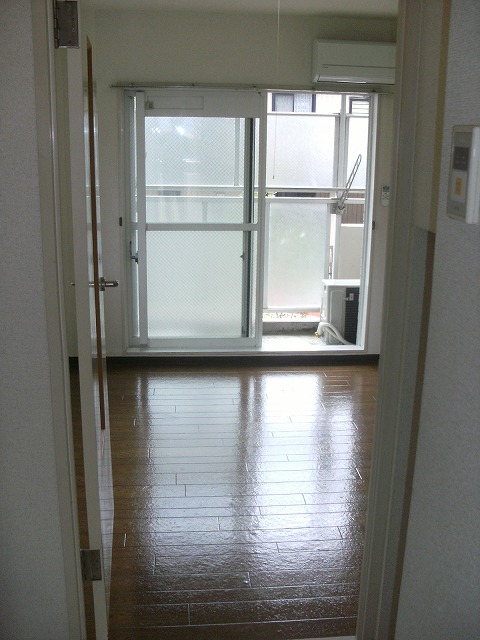 Living and room