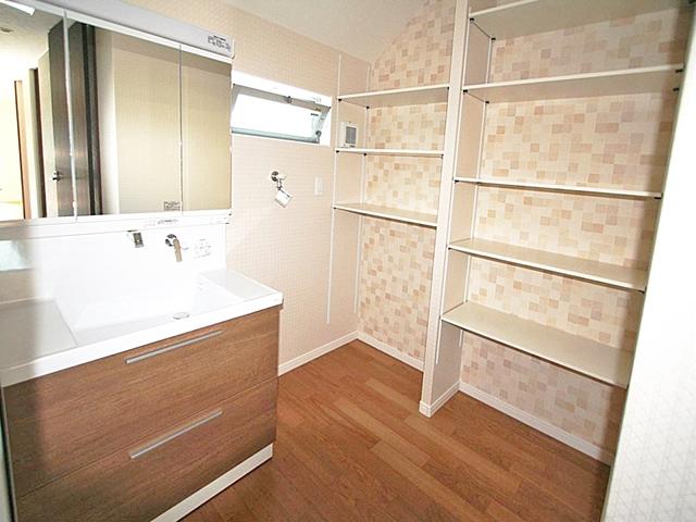 Same specifications photos (Other introspection)