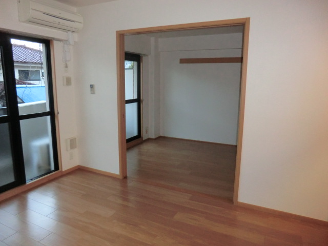 Living and room
