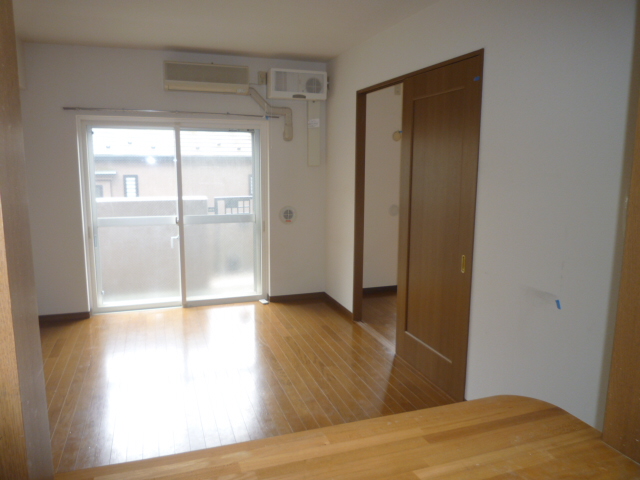 Living and room