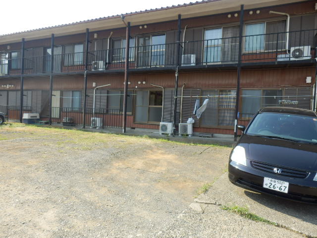Parking lot