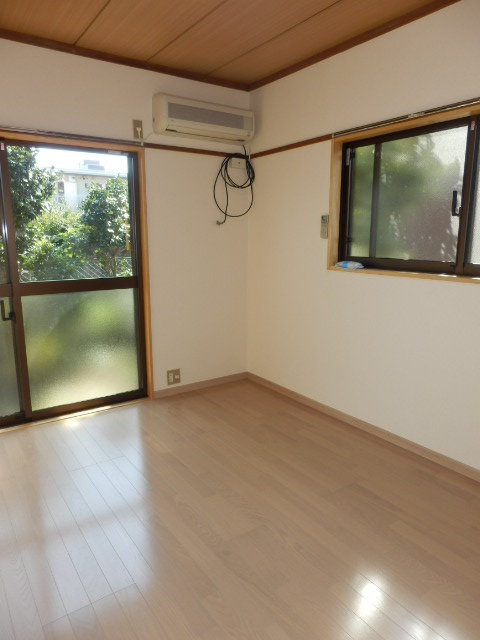 Living and room