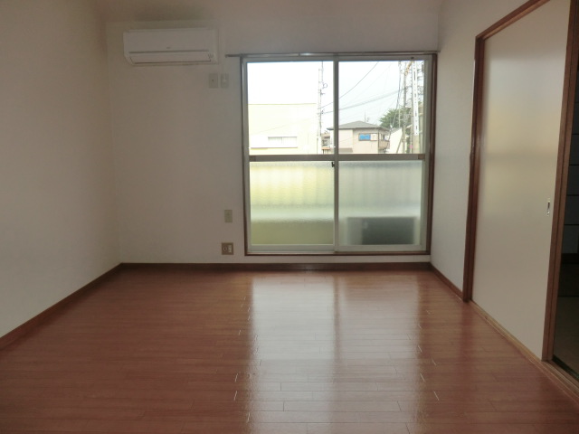 Living and room