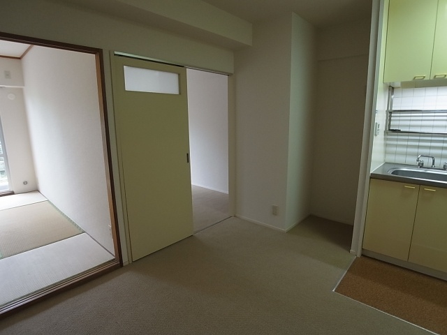 Living and room