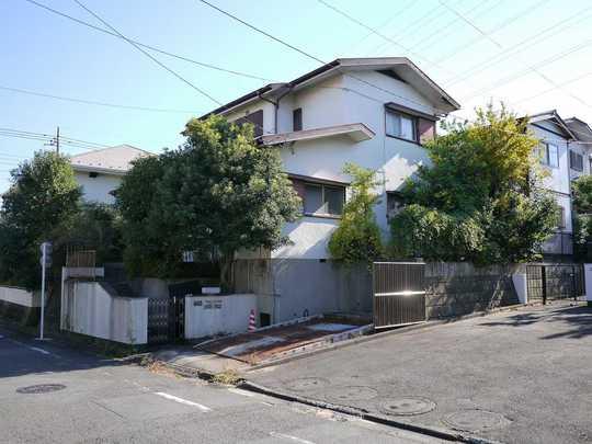 Local land photo. You can architecture in your favorite house manufacturer per a quiet residential area of the building conditions without selling land.