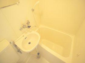 Bath. 3-point unit ☆ Cleaning is also a breeze