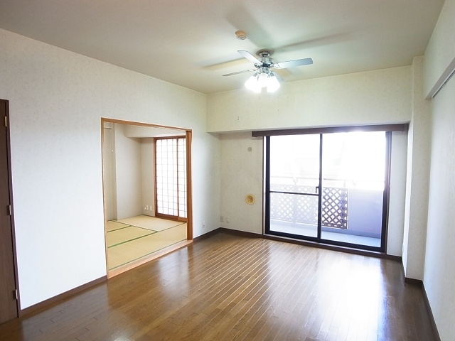 Living and room