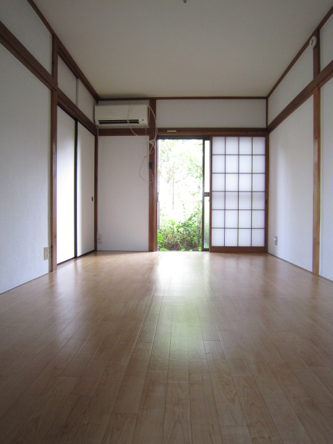 Living and room