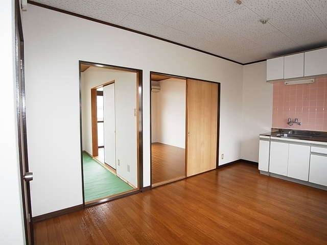 Living and room