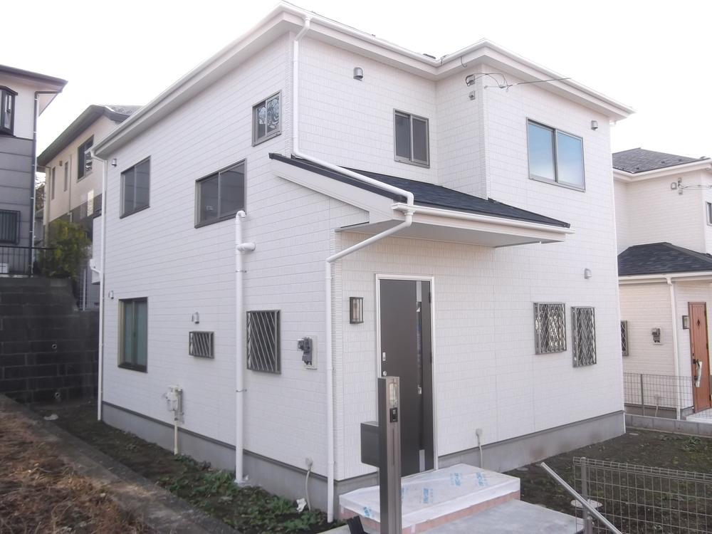 Local appearance photo. Local (12 May 2013) is 4LDK of shooting large yet! There is also a garden