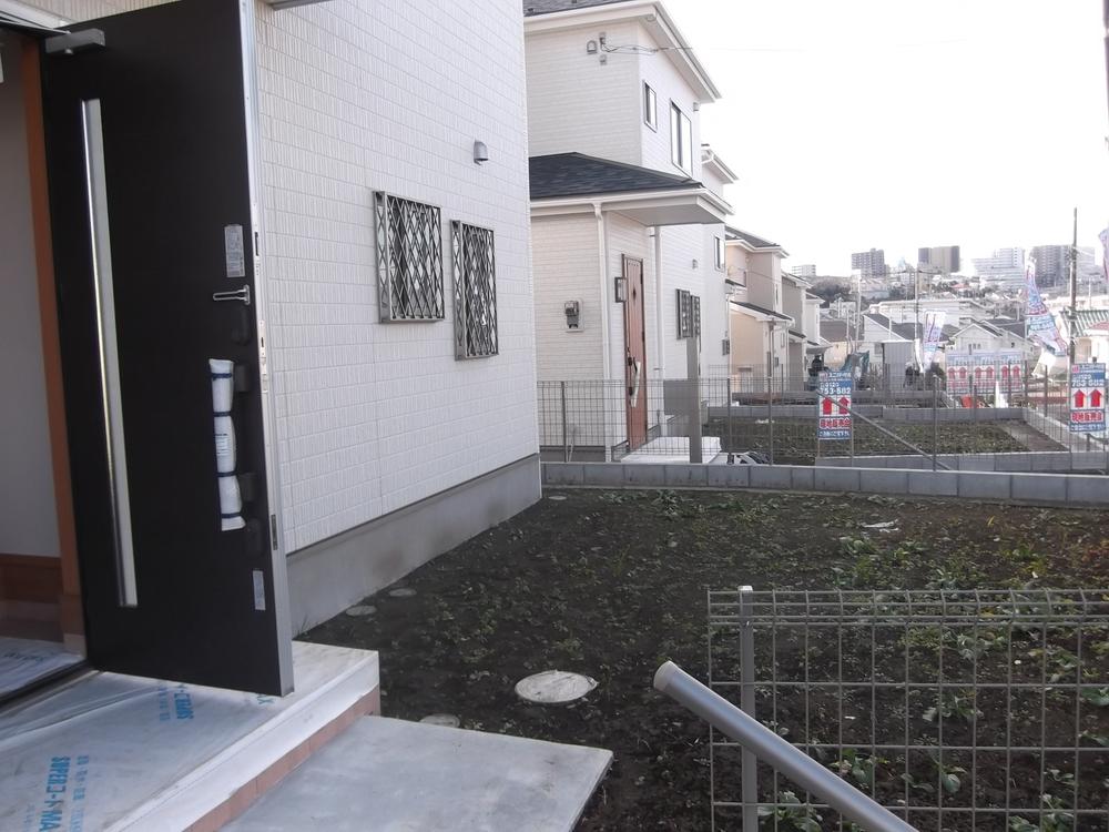 Sale already cityscape photo. Sale already the city average