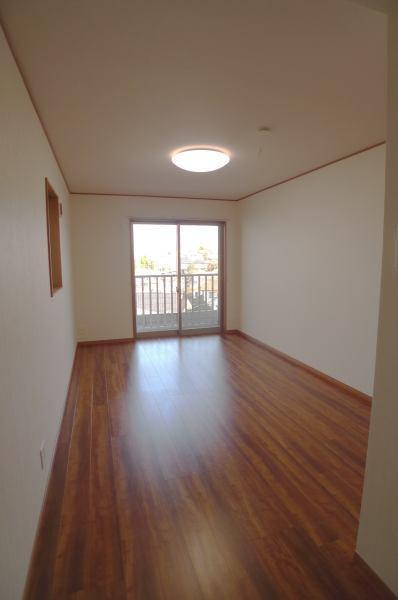 Living and room