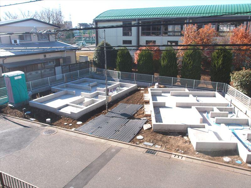 Local photos, including front road. Local (12 May 2013) Shooting