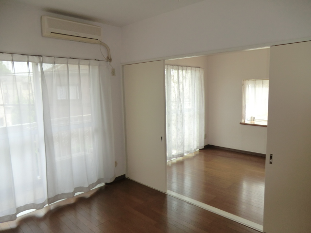 Living and room