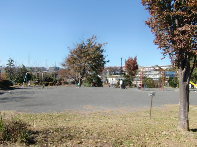 park. 650m to Naruse Kumake Yato park