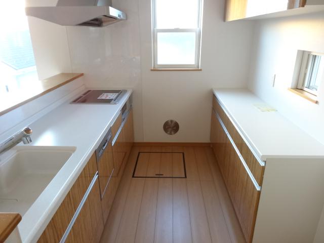 Kitchen. 13 Building a kitchen (12 May 2013) Shooting