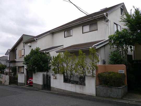 Local appearance photo. Naruse ・ It is a quiet residential area of ​​Tsukushino Station 2 Station walking distance. 2 household residence is also possible in the large house of 6LDK + Sun Room.