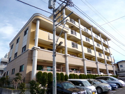 Building appearance. ☆ Day is nice ☆