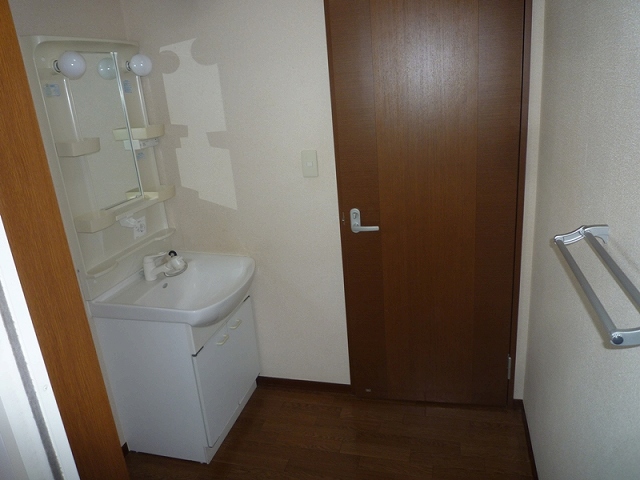 Washroom. Washroom