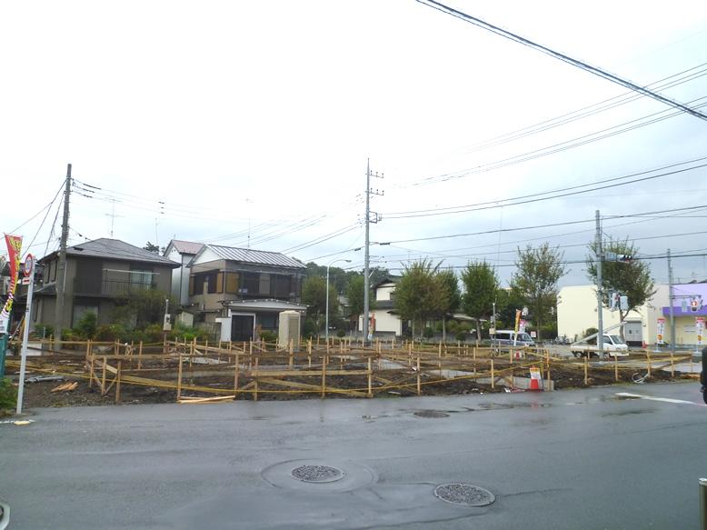 Local appearance photo. Local (10 May 2013) Shooting