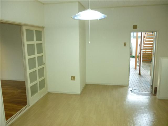 Living and room