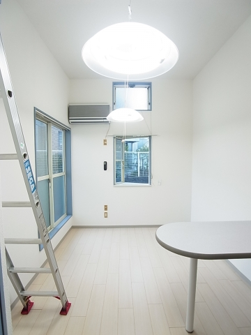 Living and room