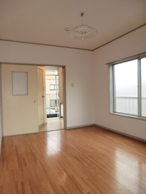 Living and room