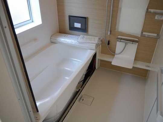 Bathroom. Air Heating drying with unit bus ・ Bathroom TV