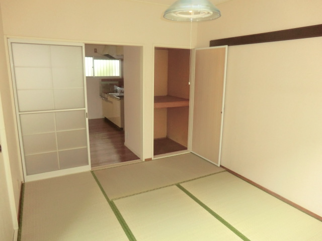 Living and room
