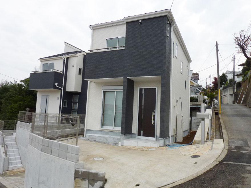 Local appearance photo. Building 2