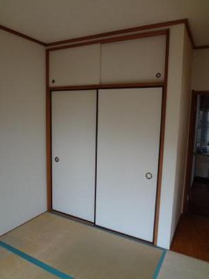 Receipt. Armoire