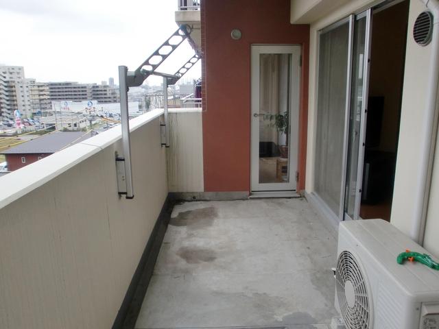 Balcony. Sankutasu ・ Glow Hills east balcony