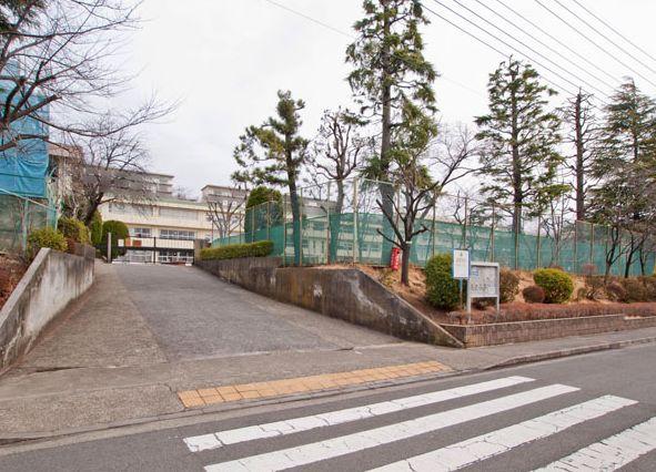 Primary school. Elementary school to 900m Tsurukawa third elementary school