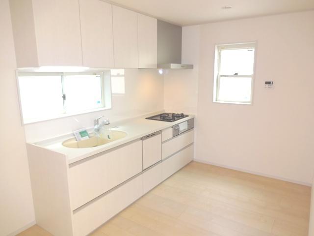 Kitchen. Building 2 kitchen