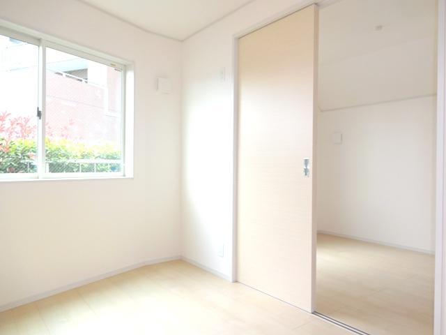 Non-living room. Building 2 Western style room