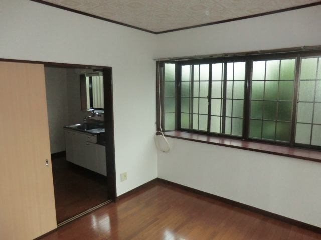 Living and room