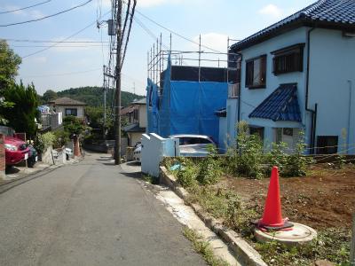 Local photos, including front road. Local (September 2013) Shooting