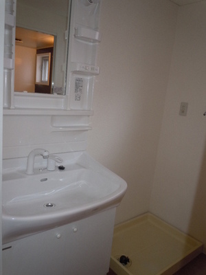 Washroom. Washroom