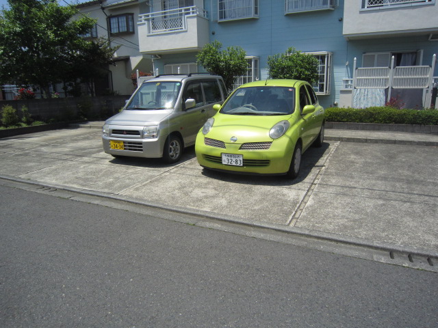 Parking lot