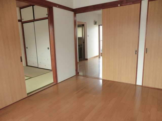 Living and room