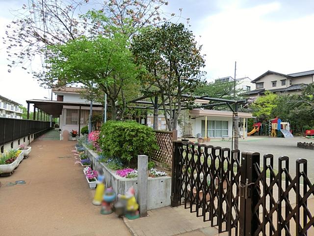 kindergarten ・ Nursery. Hananoki 911m to nursery school