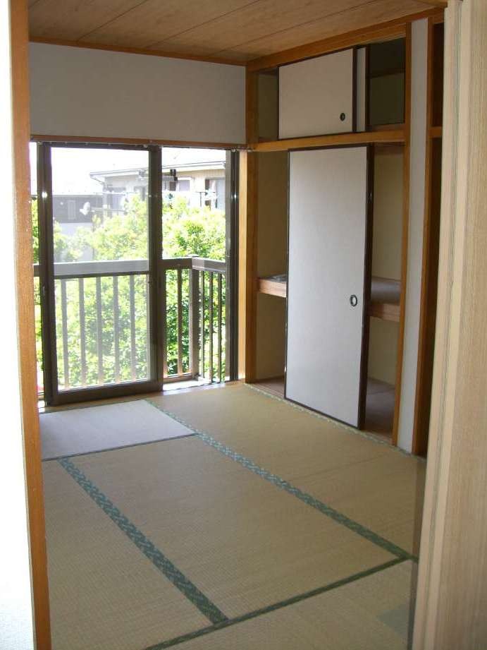 Living and room