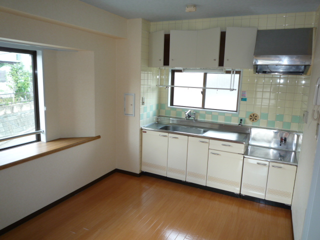 Living and room. DK