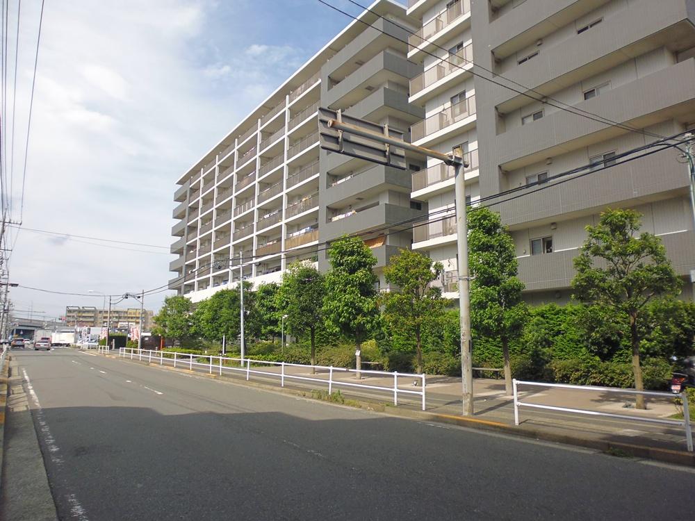 Local appearance photo