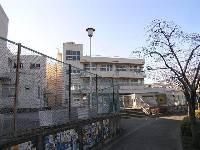 Primary school. 750m until Machida City Minami Koyamada Elementary School