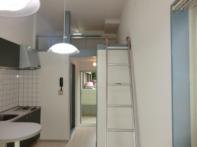 Living and room