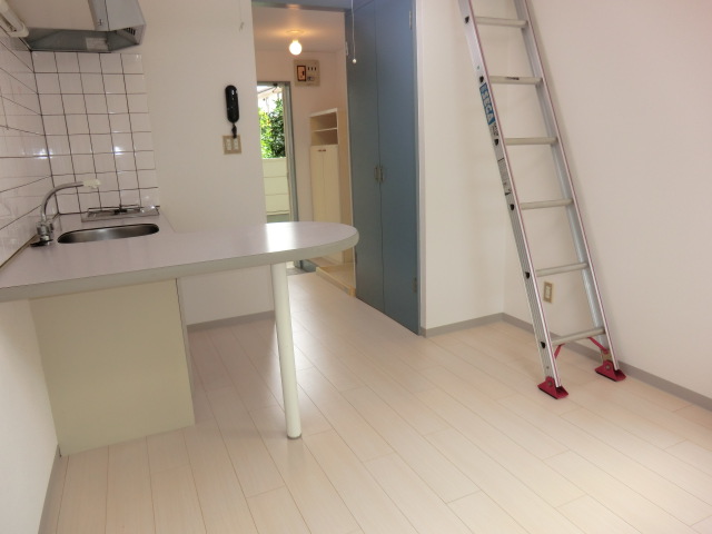 Living and room